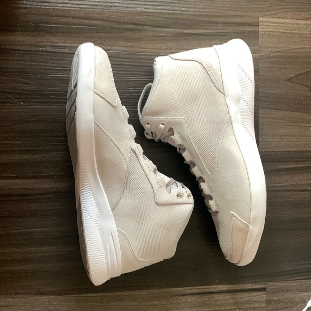Under Armor shoes